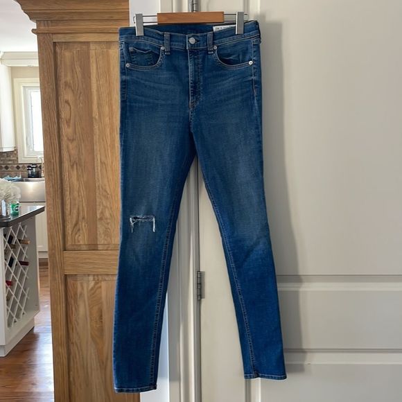🎀 Rag & bone high rise skinny with holes 30 - Picture 2 of 12